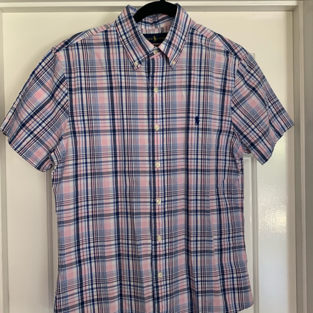 Ralph Lauren Men’s Seersucker Short-sleeved shirt. Medium Slim Fit